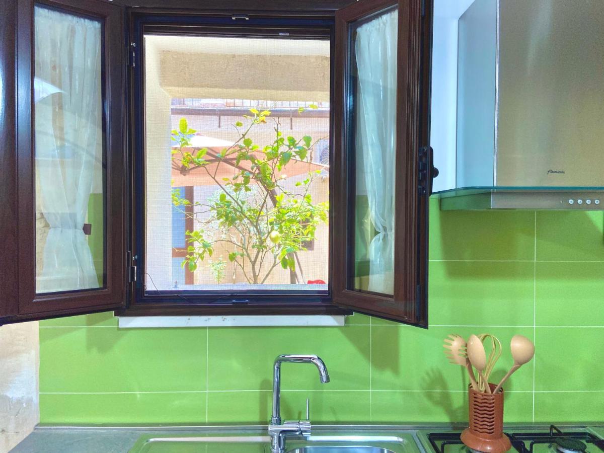 Casa Aurora Apartman Szirakúza Kültér fotó
